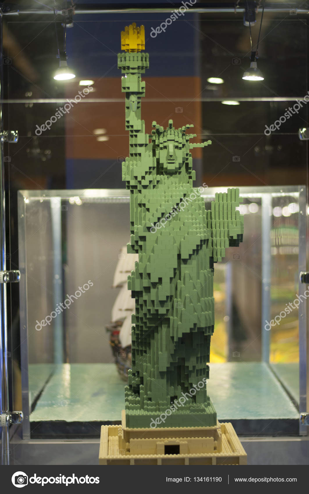 Wrocław 25 Stycznia 2014 Statua Wolności Przez Klocki Lego
