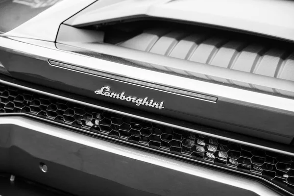 Wroclaw, Poland  - July 9 :close up on  Lamborghini sign on Raceism Event 2016 on July 9 ,Wroclaw, Poland — Stock Photo, Image