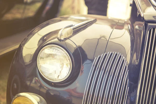 Close up on old vintage car ,front light — Stock Photo, Image