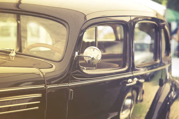 Close up on old vintage car — Stock Photo, Image