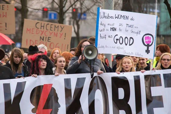 Wroclaw, Poland, 2017 08 03 - Womens protest "Strajk Kobiet" on — Stock Fotó