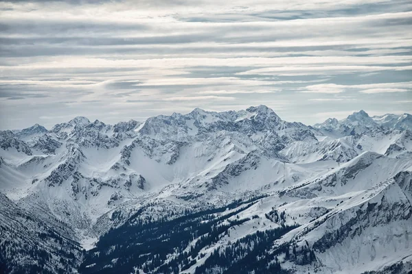 Utsikt från berget Nebelhorn, bayerska Alperna, — Stockfoto