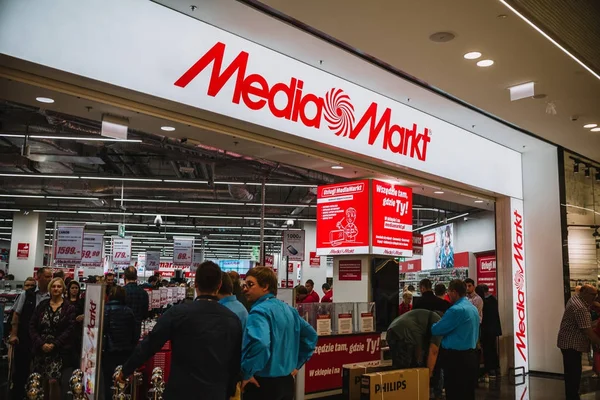 Wroclaw, Polen, 18 oktober 2017: Media Markt eerste dag van de — Stockfoto