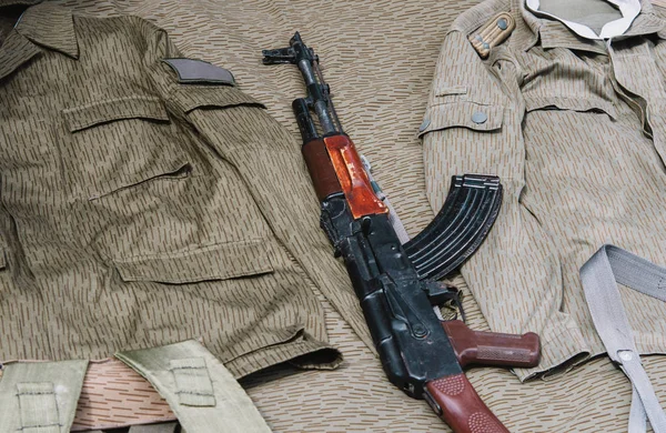 Close Military Rifle Camo Clothes — Stock Photo, Image
