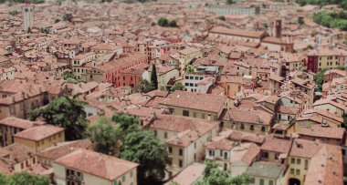 Castle Brescia Citadela eski şehir üzerinde görüntülemek için ÜST KRKT ef eğimli
