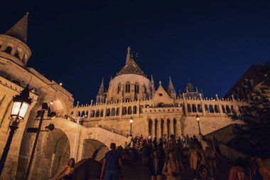 16.08.2019 Budapeşte, Macaristan, Halaszbastya - Balıkçı Kalesi, geceleyin