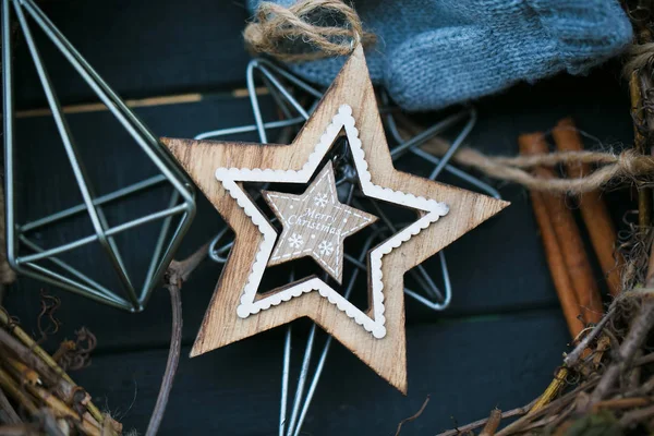 Christmas decoration with fir and pinecone on wooden board — Stock Photo, Image