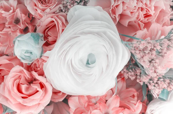 Amazing flower bouquet arrangement — Stock Photo, Image