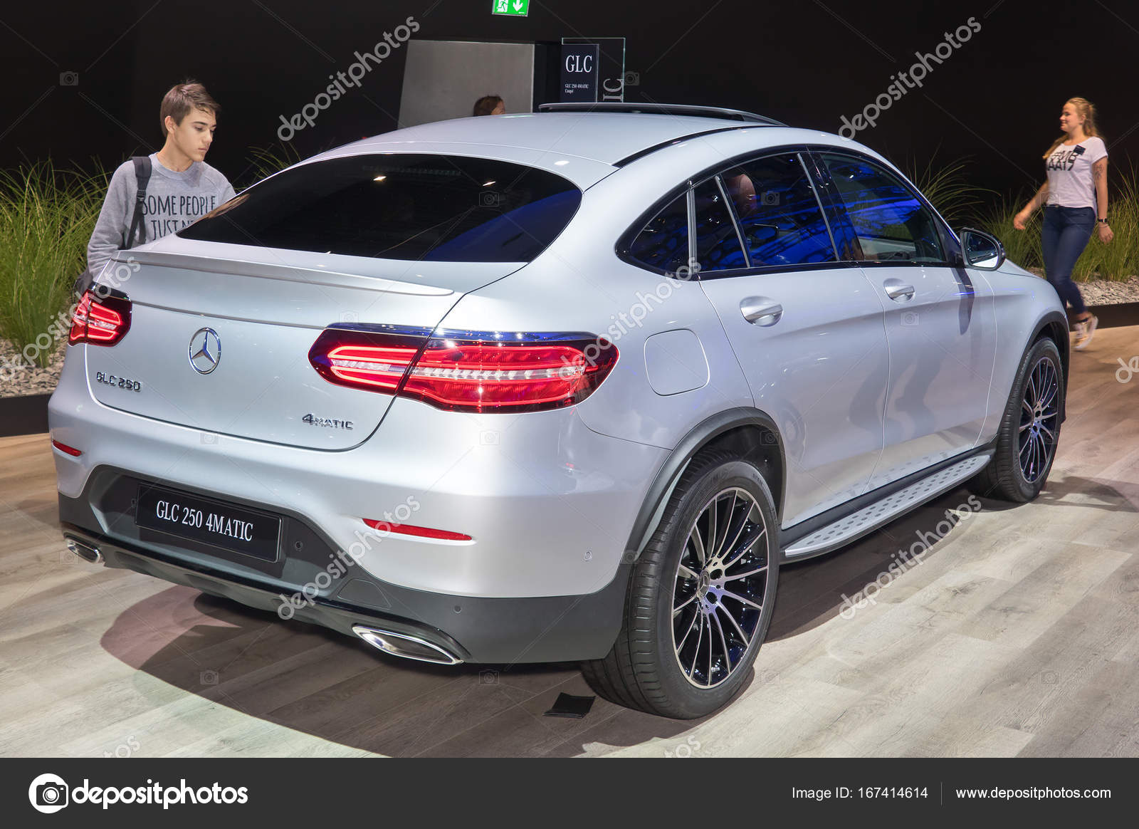 4matic de Mercedes-Benz Glc 250 — Foto editorial de stock © eans #167414614