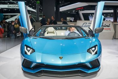 Lamborghini Aventador S Roadster