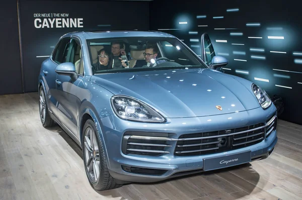 Estreia mundial de Porsche Cayenne — Fotografia de Stock