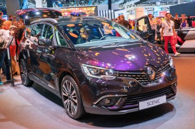 Yeni Renault doğal manzaralı