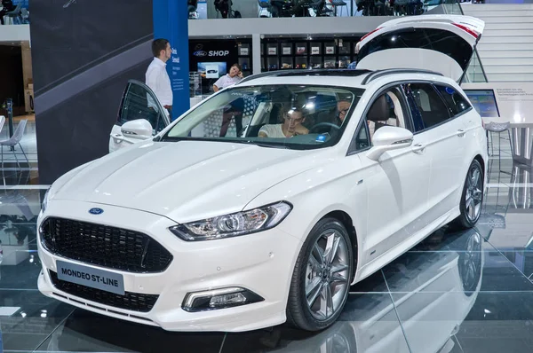 Ford Mondeo St-línea — Foto de Stock