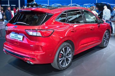 Ford Kuga eklentisi hibrit