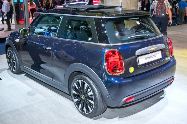 Mini Cooper Elektrisk — Stockfoto