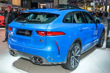 Jaguar F-Pace Svr