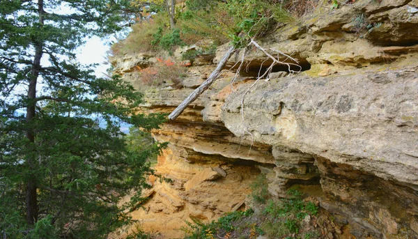 Brady's Bluff Rock Formations - Perrot State Park, Wisconsin — Stock Photo, Image