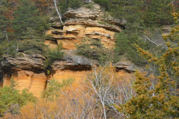 Jesień na Brady's Bluff - Perrot State Park, w stanie Wisconsin. — Zdjęcie stockowe