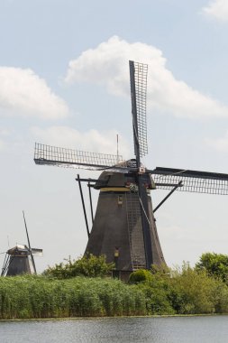 geleneksel yel değirmenleri Hollanda