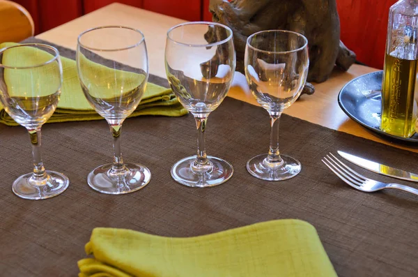 Table set on restaurant — Stock Photo, Image