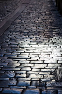 Cobblestones Apt (Fransa ile yapılan sokak)