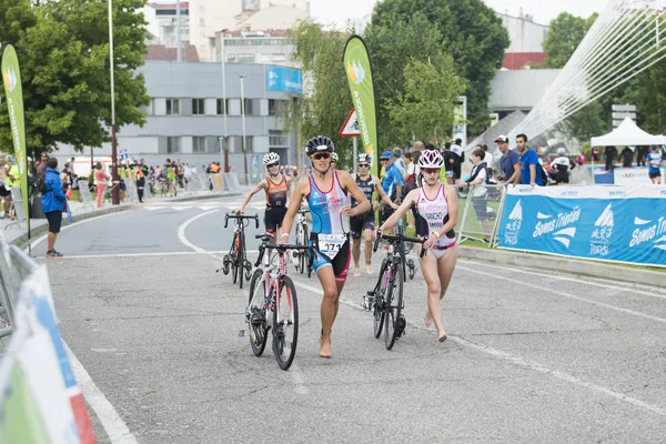 Spanische Triathlonmeisterschaft nach Vereinen — Stockfoto