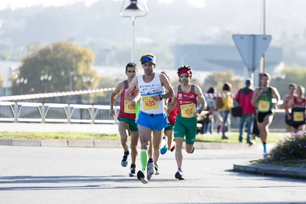 Atletas correndo na meia maratona — Fotografia de Stock