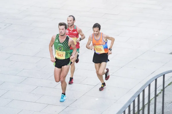 Atletas correndo na meia maratona — Fotografia de Stock