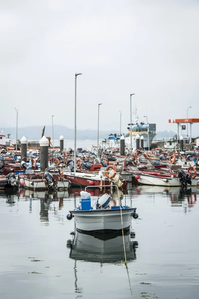 Illa Arousa Spain Мая 2017 Года Рыболовный Порт Большой Активностью — стоковое фото