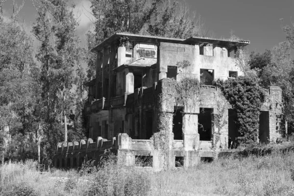 Cesuras Espanha Junho 2017 Ruínas Antigo Sanatório Que Nunca Foi — Fotografia de Stock
