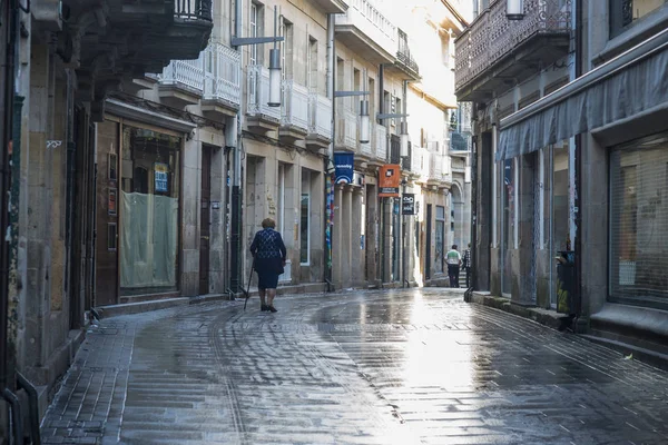 Pontevedra Spain August 2017 Old Woman Walks Wet Pavement One — ストック写真