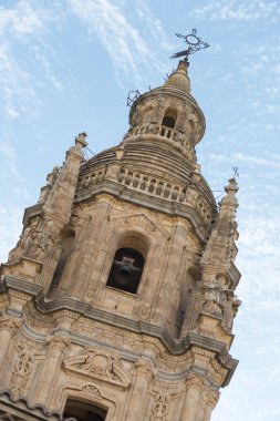 Salamanca, İspanya - 2 Eylül 2017: La Clerecia, Barok tarzında İsa 'nın Kutsal Ruhu Kraliyet Koleji' nin inşası.