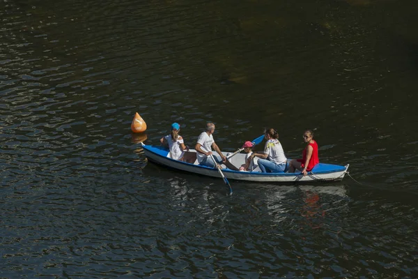 Amarante Portugal Septiembre 2017 Barcos Recreo Navegando Largo Del Río —  Fotos de Stock