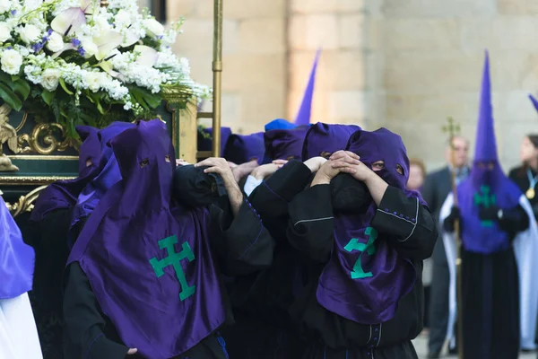 Pontevedra España Abril 2015 Grupo Hermanos Religiosos Llevan Una Pesada — Foto de Stock