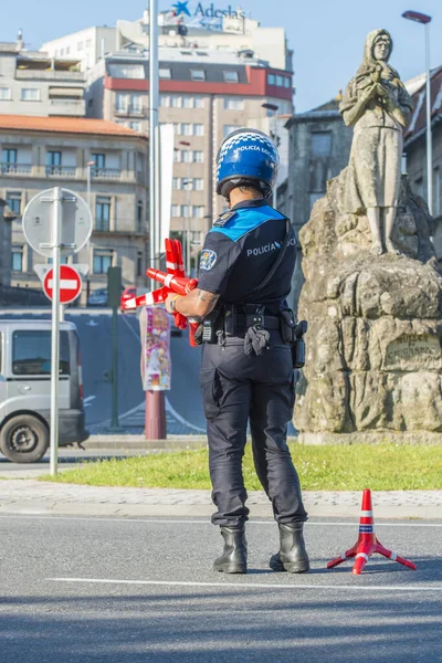 Pontevedra Espagne Juin 2015 Membre Police Locale Contrôle Circulation Dans — Photo