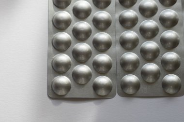 Kapalı gümüş su toplamasının ayrıntıları..