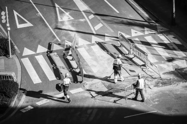 Pontevedra Espanha Março 2020 Alguns Trabalhadores Realizaram Reparos Uma Rua — Fotografia de Stock