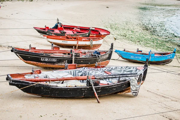 Arousa Island Espanha Março 2018 Pequenos Barcos Pesca Encalhados Areia — Fotografia de Stock