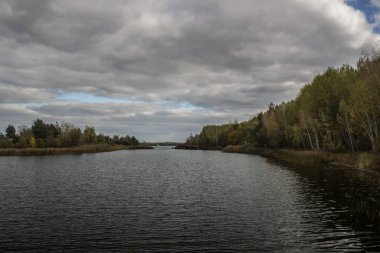 Çernobil dışlama bölgesi - nehir Pripyat