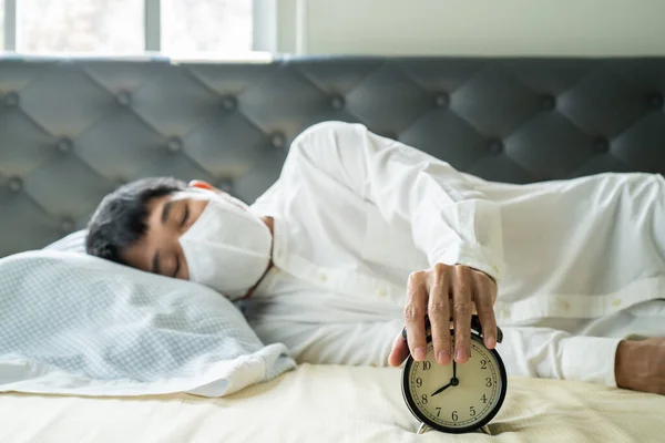 Asian Businessman Wearing Surgical Mask Sleeping Bed Alarm Clock — Stock Photo, Image
