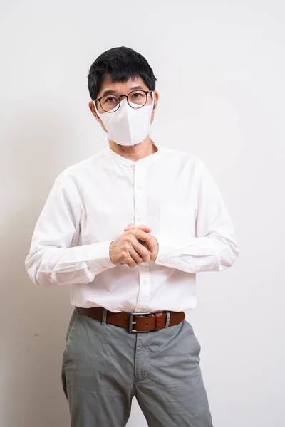 Азіатський Бізнесмен Який Носить Хірургічну Маску Щоб Запобігти Захворюванню Грипу — стокове фото
