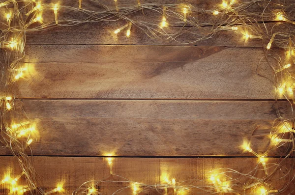 Warme gouden garland Kerstverlichting — Stockfoto
