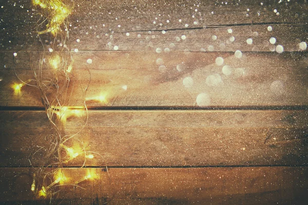 Noel altın garland ışıkları — Stok fotoğraf