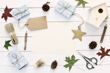 Kaydırma ve boş kart Noel hediyeleri