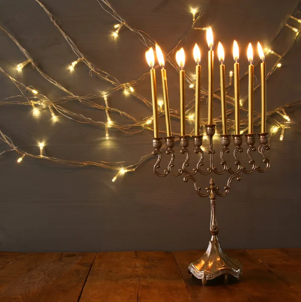 Bajo perfil Imagen de vacaciones judías Fondo de Hanukkah — Foto de Stock