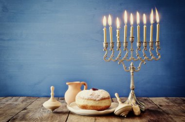 Yahudi tatil Hanukkah menorah ile görüntü