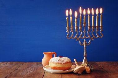 Yahudi tatil Hanukkah menorah ile görüntü