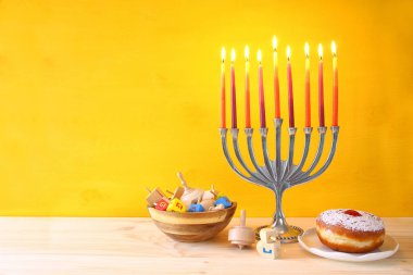 Yahudi tatil Hanukkah menorah ile görüntü