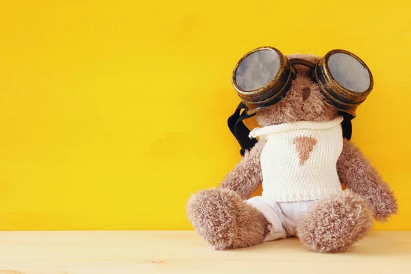 Cute teddy bear — Stock Photo, Image