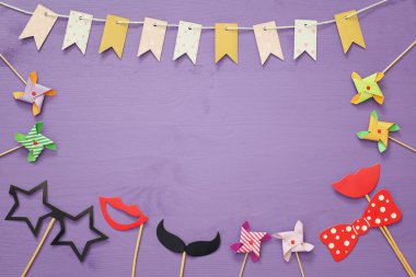 Komik parti kağıt Aksesuar Üstten Görünüm